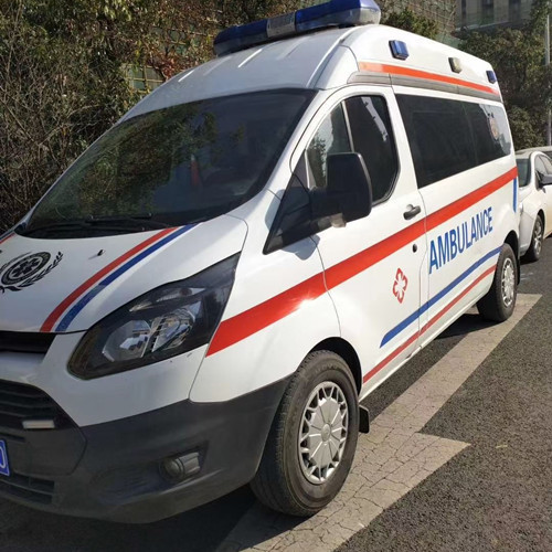 市中品质救护车出租,为您的健康出行负责