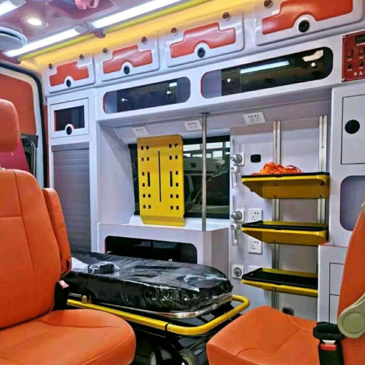 市中长途救护车护送病人租赁价格